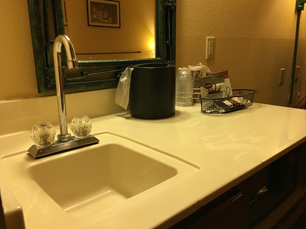 Norwood Inn And Suites Chaska 外观 照片